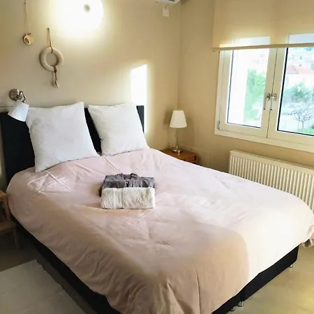 Elia Boutique Apartment Thebes