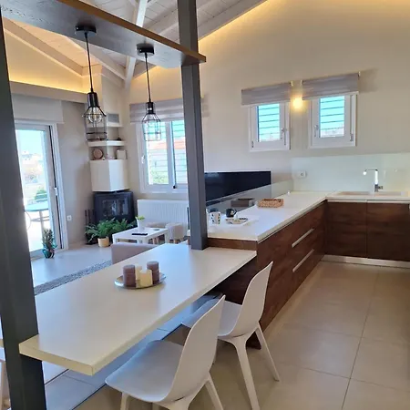 Elia Boutique Apartment Thebes